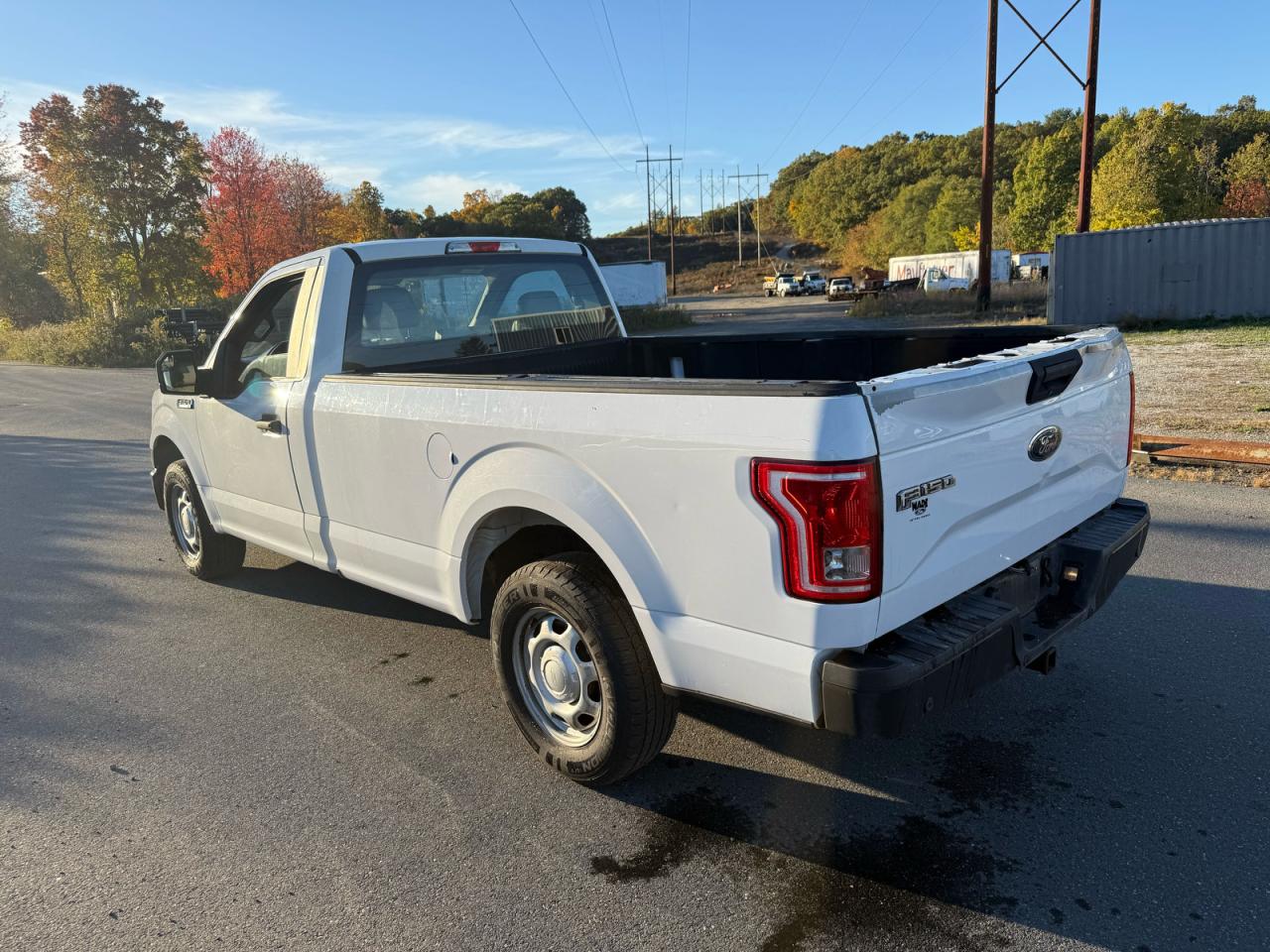 2017 Ford F150 1FTMF1C84HKD27265 photo #4