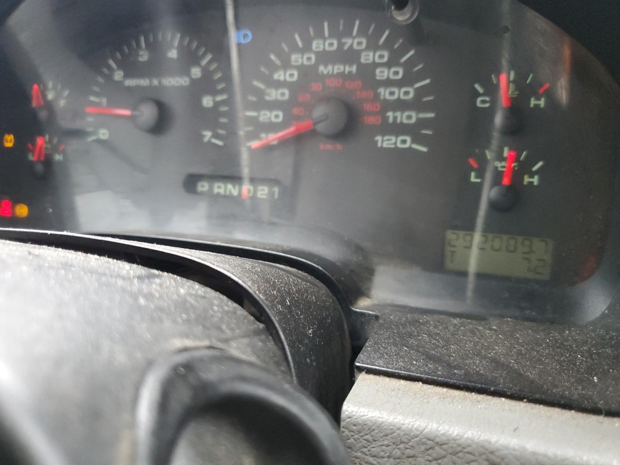 2007 Ford F150 VIN: 1FTRX12W87FA27271 Lot: 81830345