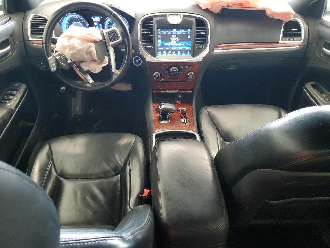 2013 Chrysler 300 VIN: 2C3CCARG8DH581148 Lot: 82498155