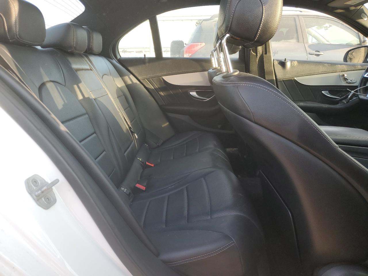 2016 Mercedes-Benz C 300 VIN: 55SWF4JBXGU116347 Lot: 84642635