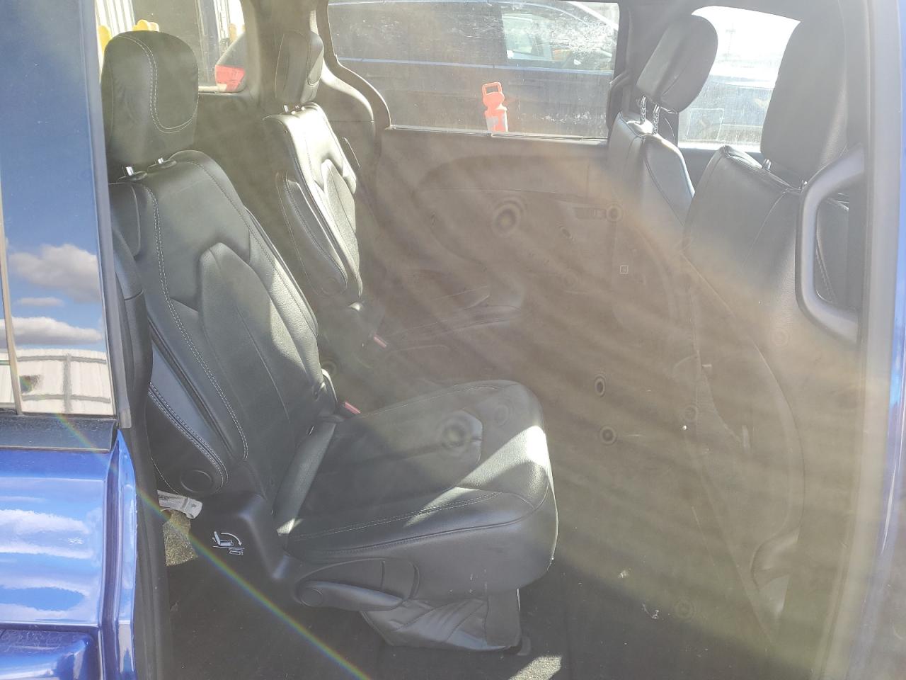 2020 Chrysler Pacifica Touring L VIN: 2C4RC1BG1LR128725 Lot: 90982645