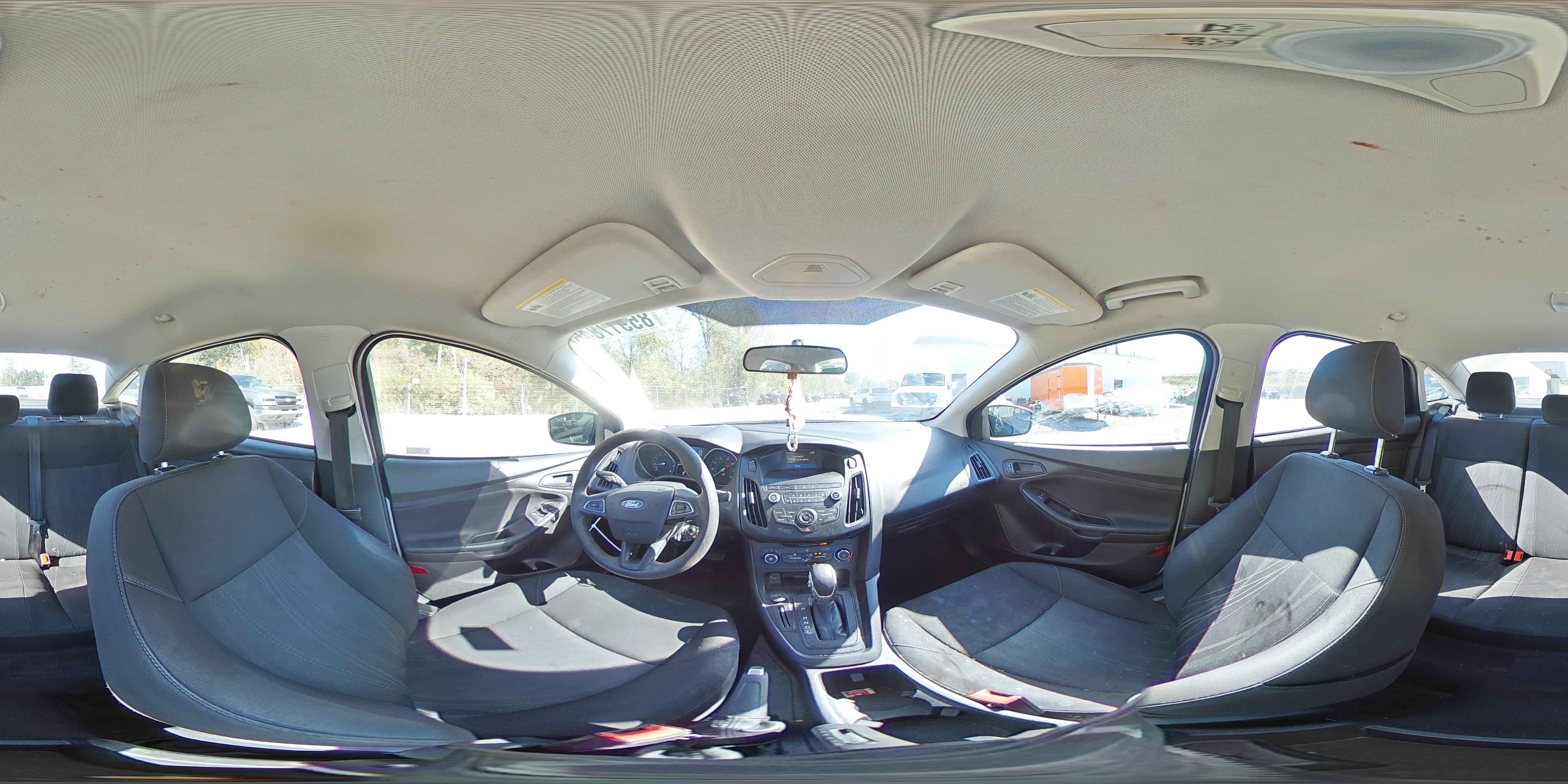 2018 Ford Focus S VIN: 1FADP3E23JL267826 Lot: 85917845