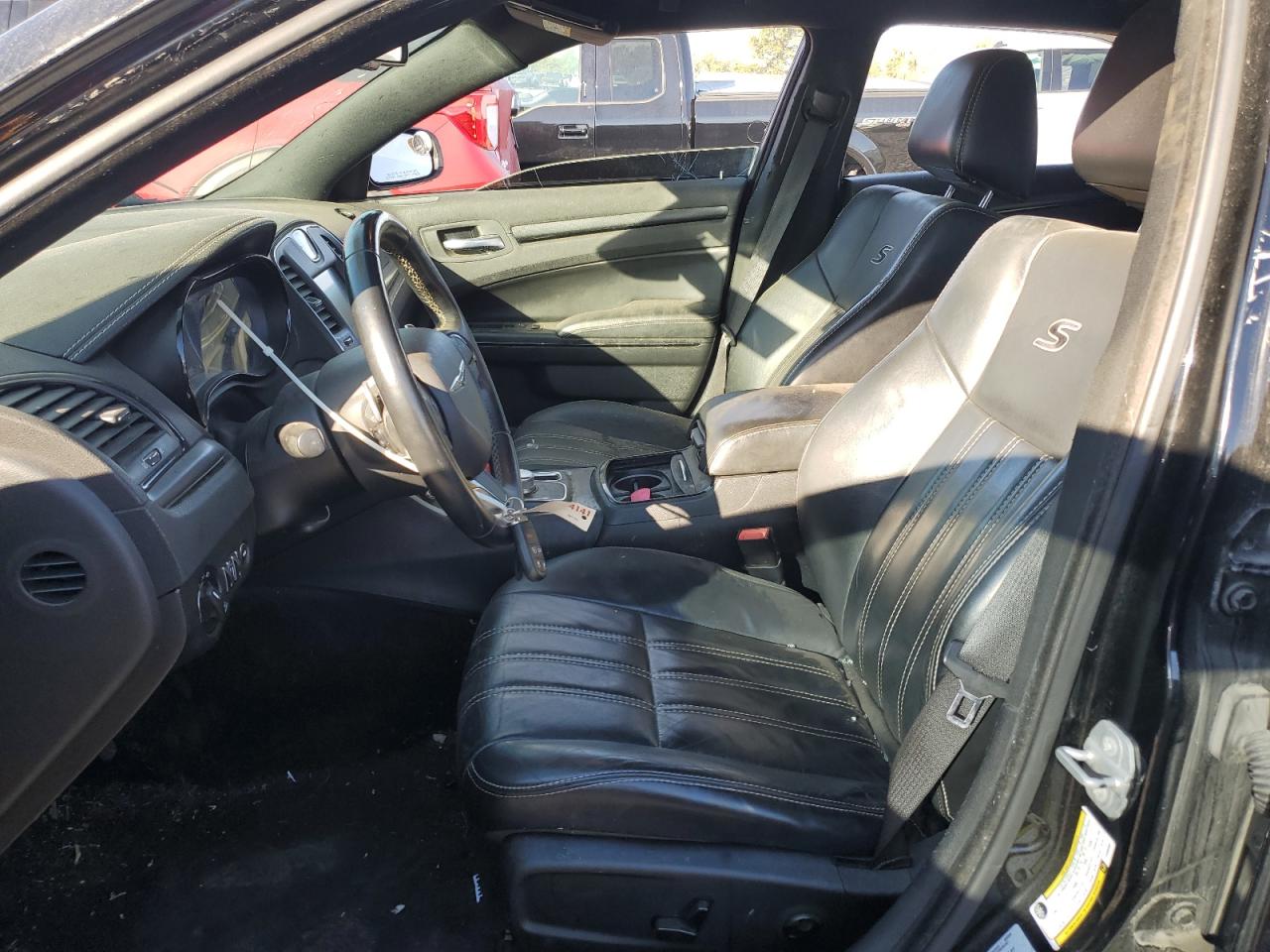 2015 Chrysler 300 S VIN: 2C3CCAGG3FH883002 Lot: 85573825