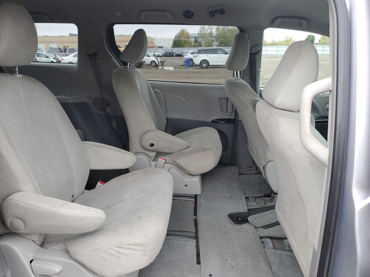 2012 Toyota Sienna VIN: 5TDZK3DC2CS256407 Lot: 84776275