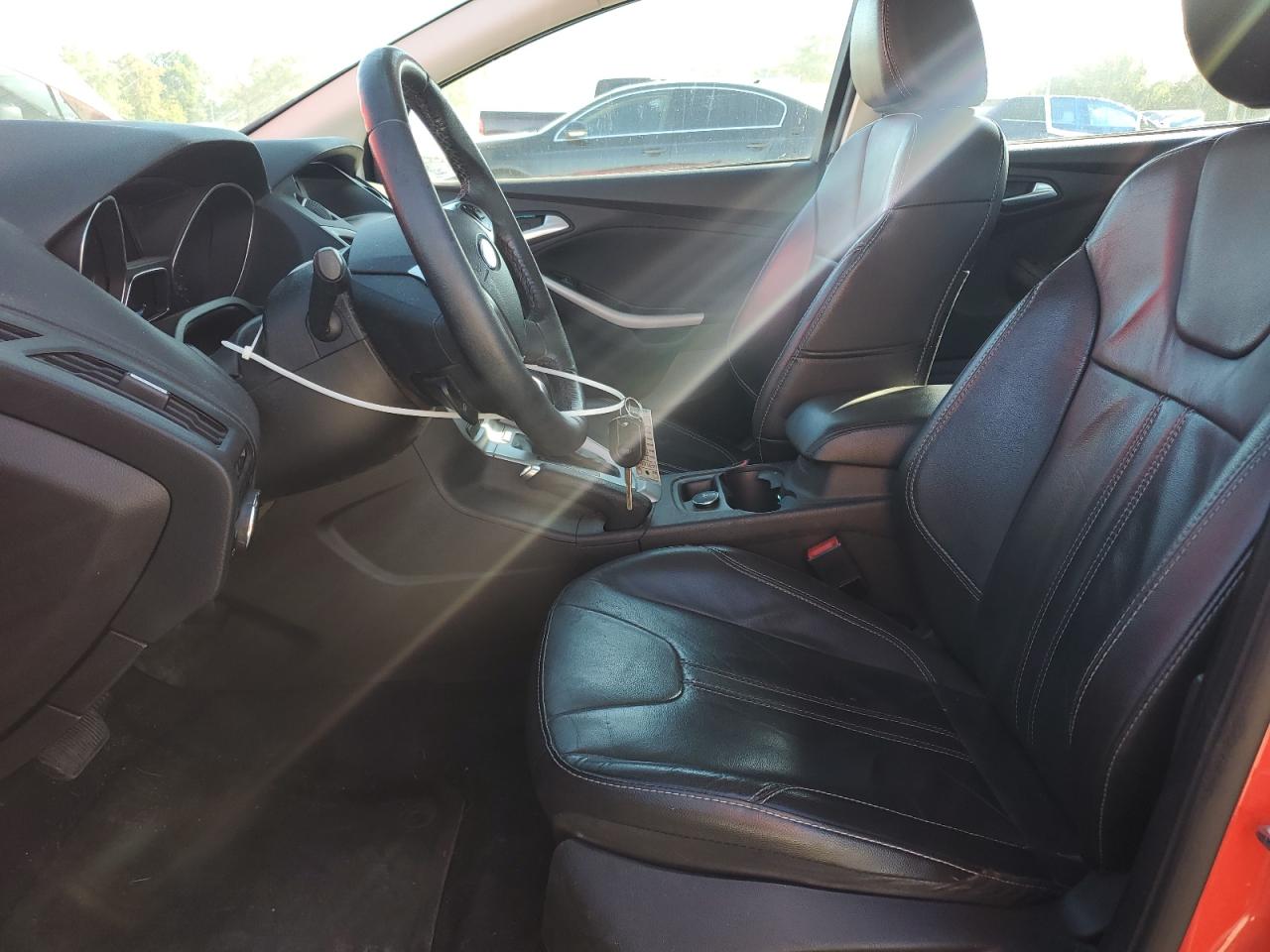 2014 Ford Focus Se VIN: 1FADP3F26EL433695 Lot: 82422855