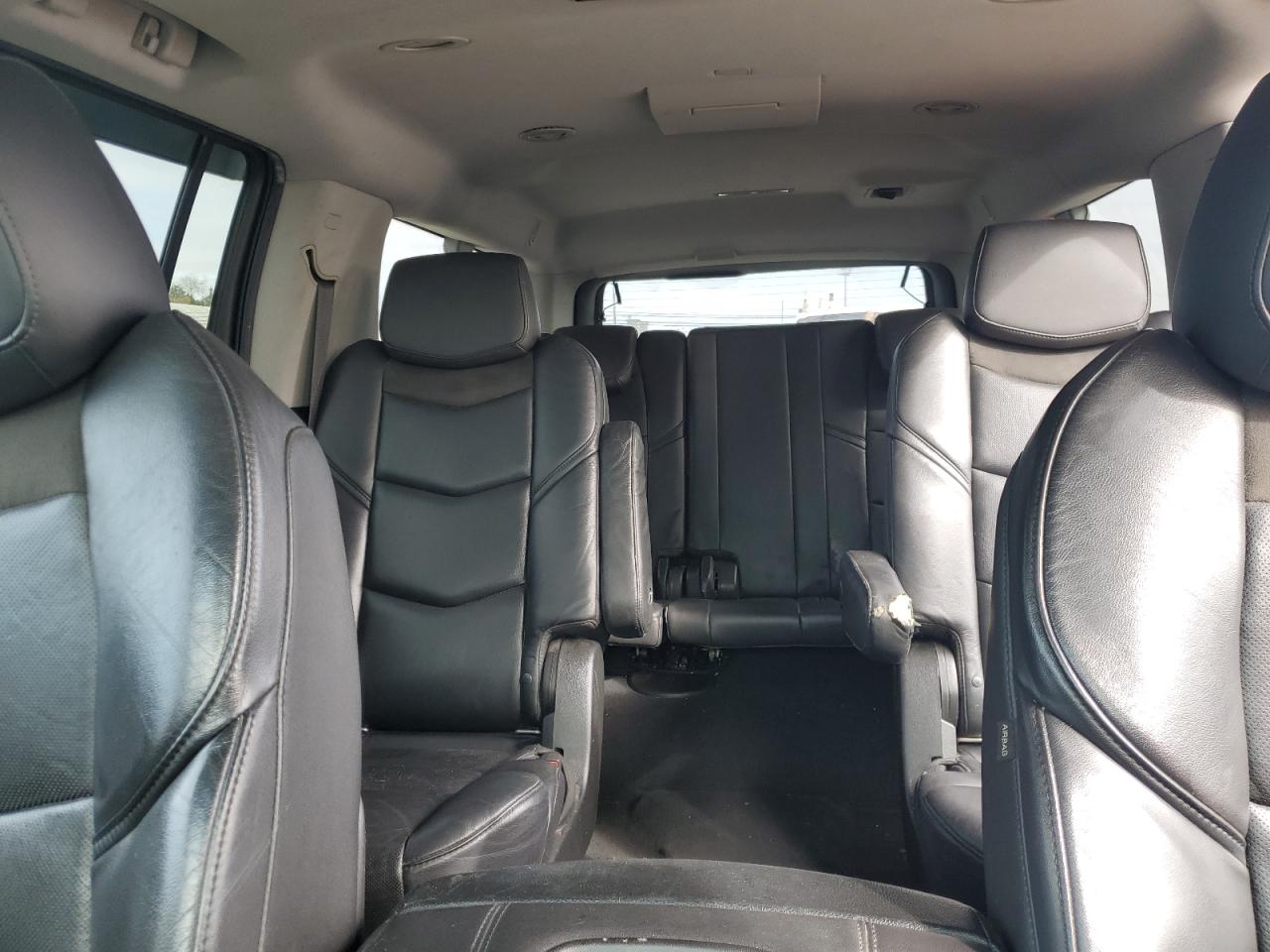 2018 Cadillac Escalade Esv Premium Luxury VIN: 1GYS4JKJ5JR371140 Lot: 90261365