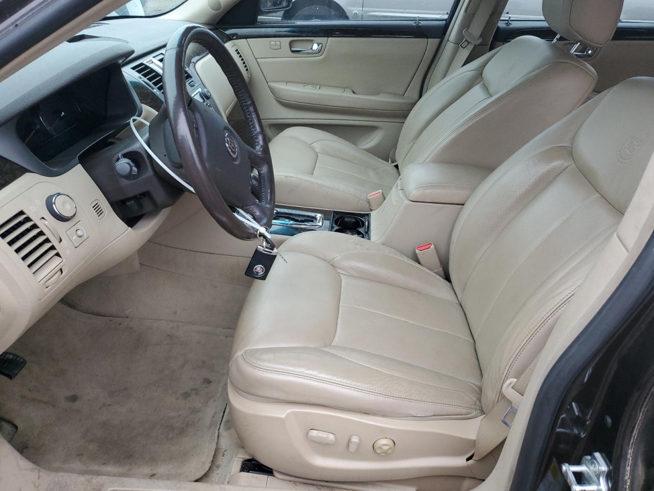 2008 Cadillac Dts VIN: 1G6KD57Y78U118141 Lot: 85365675