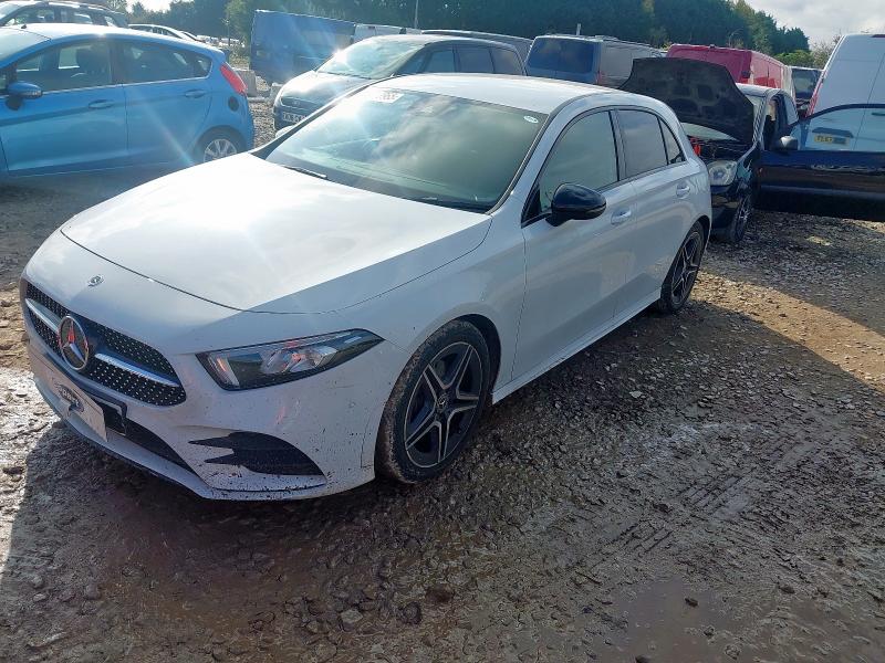 2022 MERCEDES-BENZ A 200 AMG LINE EXECUTIVE 