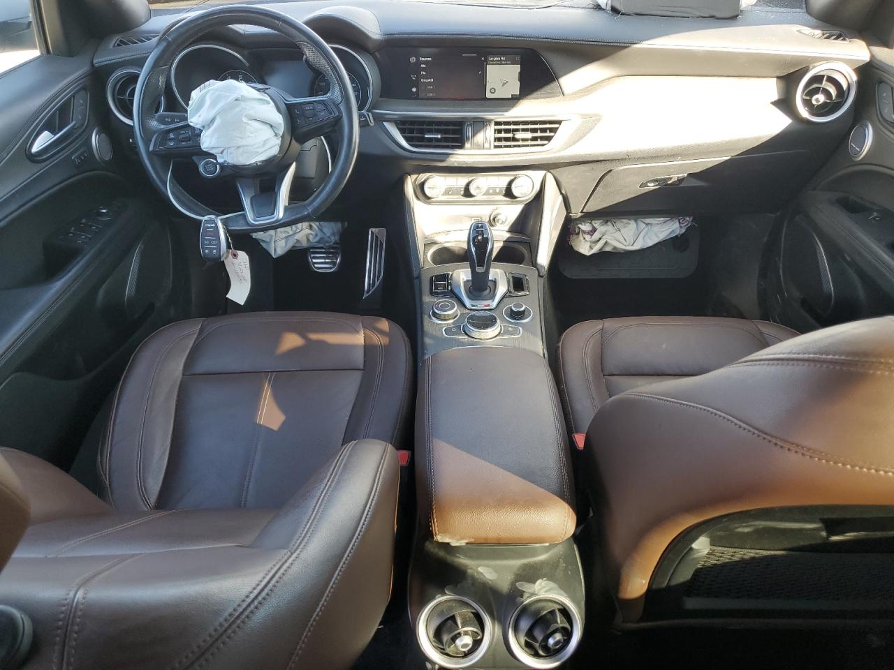 2022 Alfa Romeo Stelvio Ti VIN: ZASPAKBN0N7D38990 Lot: 90617425