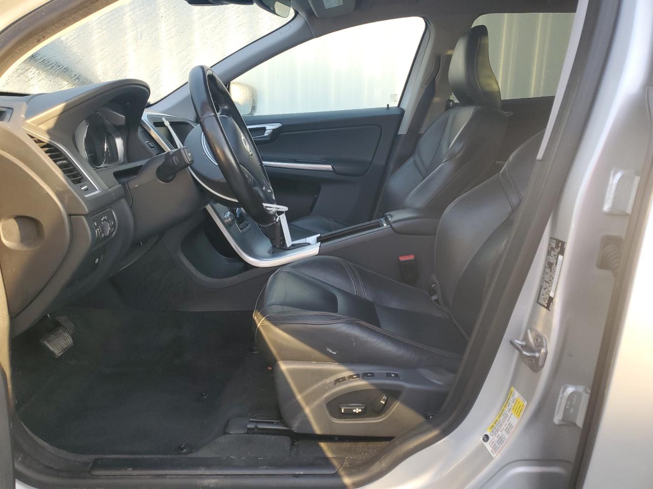 2017 Volvo Xc60 T6 Dynamic VIN: YV449MRR0H2204469 Lot: 86513605