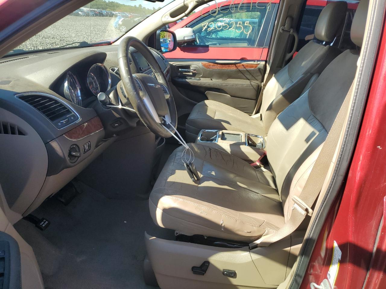 2011 Chrysler Town & Country Limited VIN: 2A4RR6DG4BR611157 Lot: 85158565