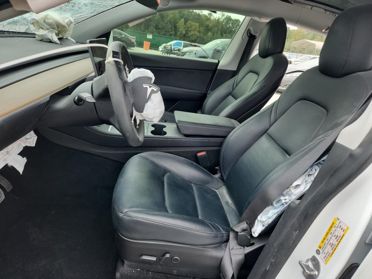 2021 Tesla Model Y VIN: 5YJYGAEE0MF299067 Lot: 85843355