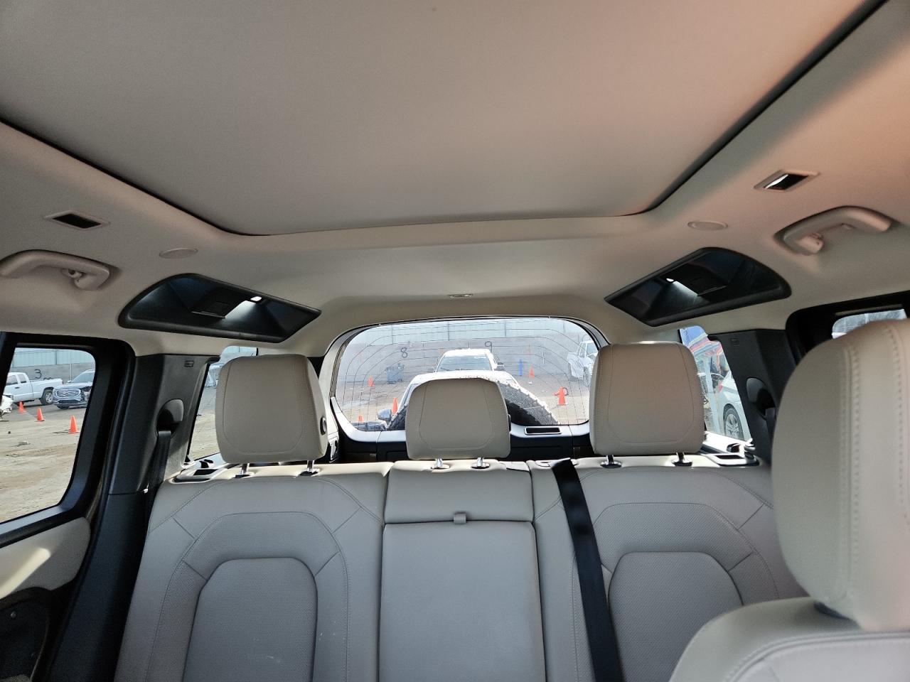 2024 Land Rover Defender 110 S VIN: SALEJ7EX7R2340726 Lot: 89681765