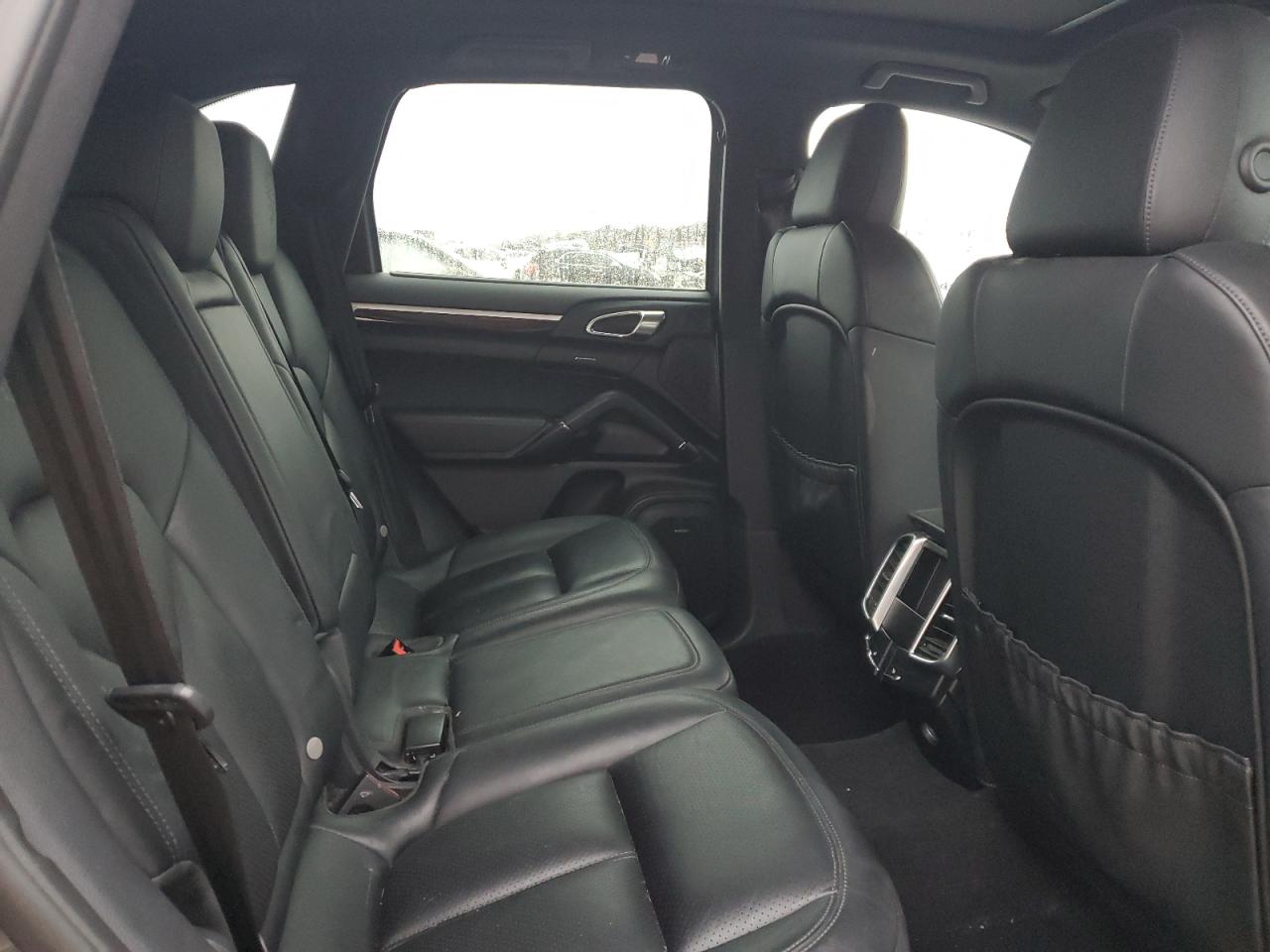 2016 Porsche Cayenne S VIN: WP1AB2A2XGLA93840 Lot: 90058555