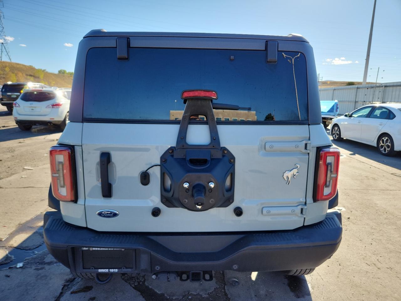 2022 Ford Bronco Base VIN: 1FMEE5DH6NLB75794 Lot: 85766465