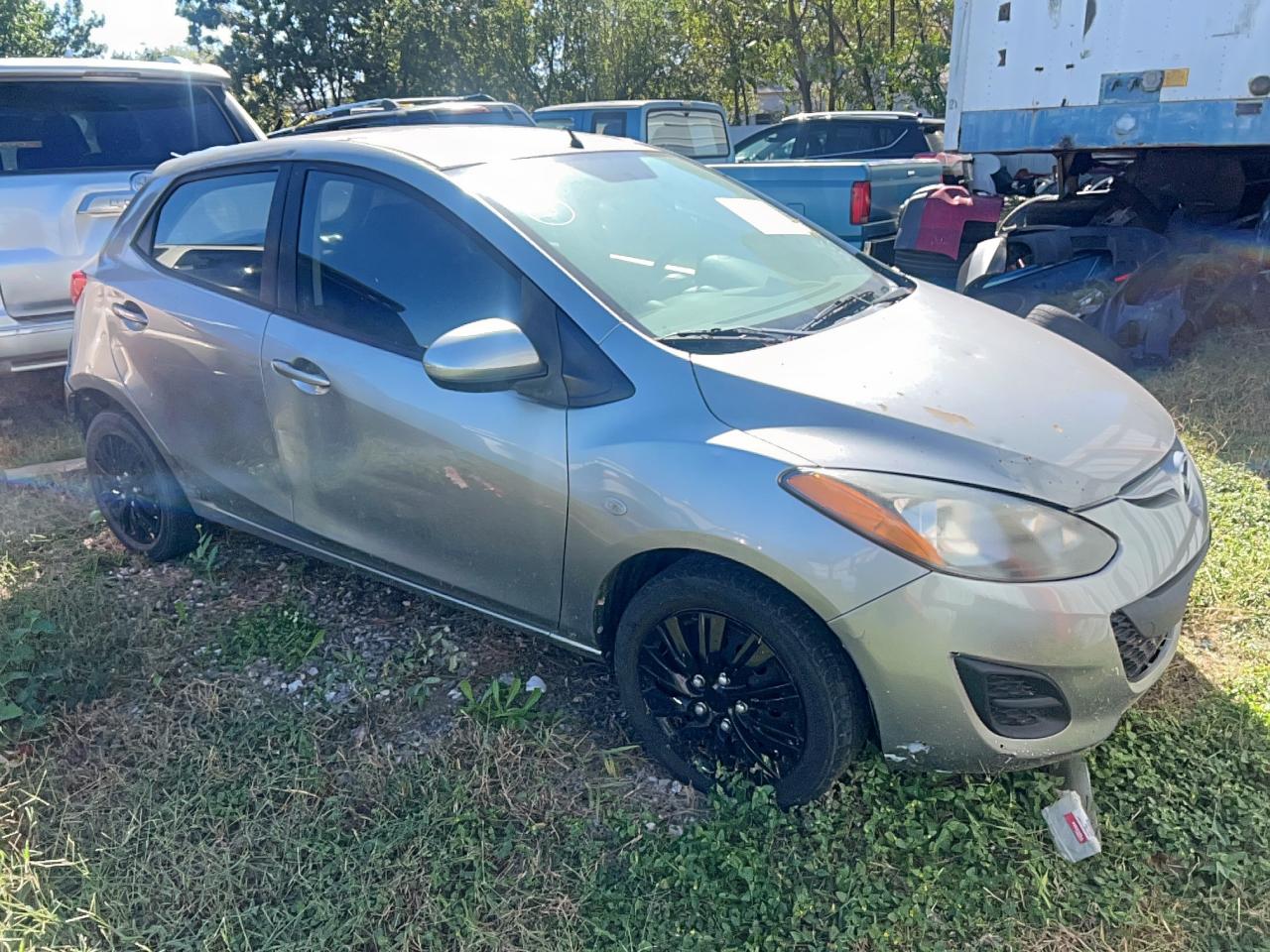 MAZDA 2 2012. Lot# 90858785. VIN JM1DE1KYXC0146986. Photo 1