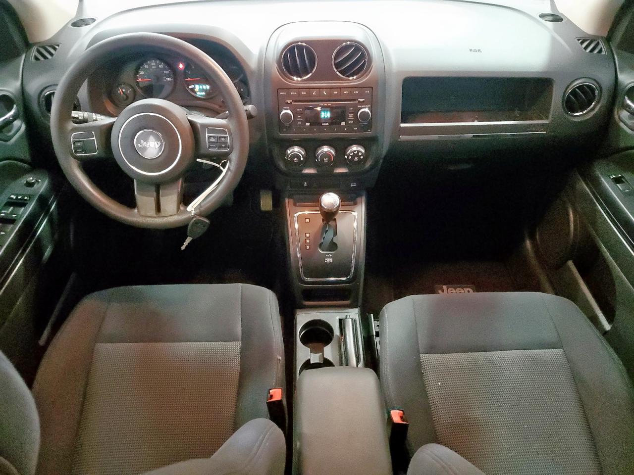 2011 Jeep Compass Sport VIN: 1J4NT1FA2BD272042 Lot: 82259805