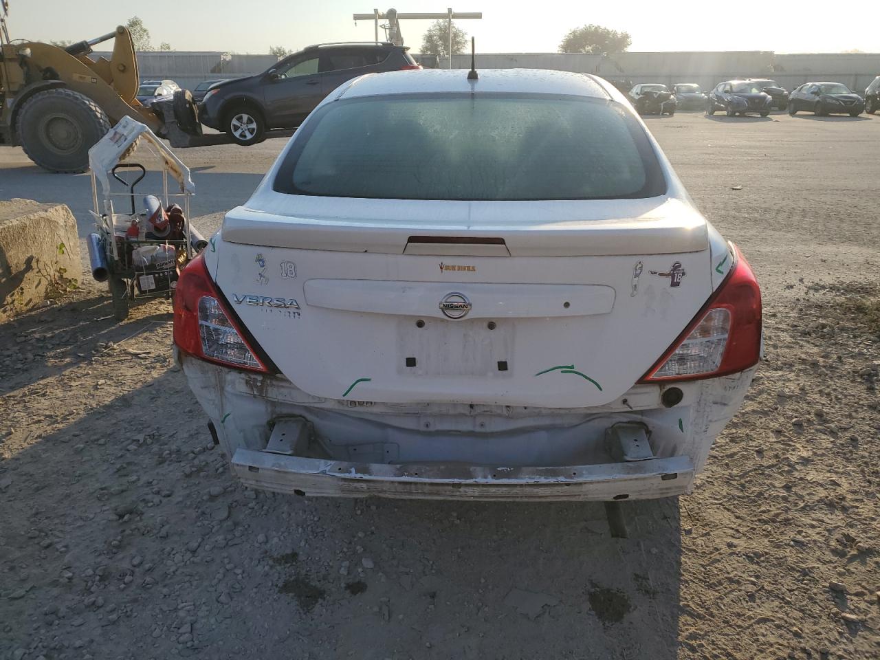 2017 Nissan Versa S VIN: 3N1CN7AP5HL824547 Lot: 82209415