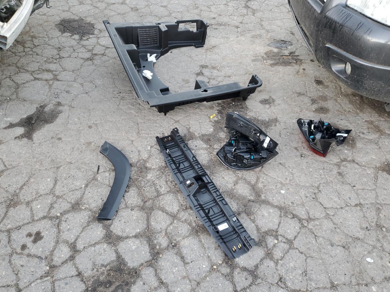 2020 GMC Terrain Sle VIN: 3GKALTEV4LL167703 Lot: 89885145