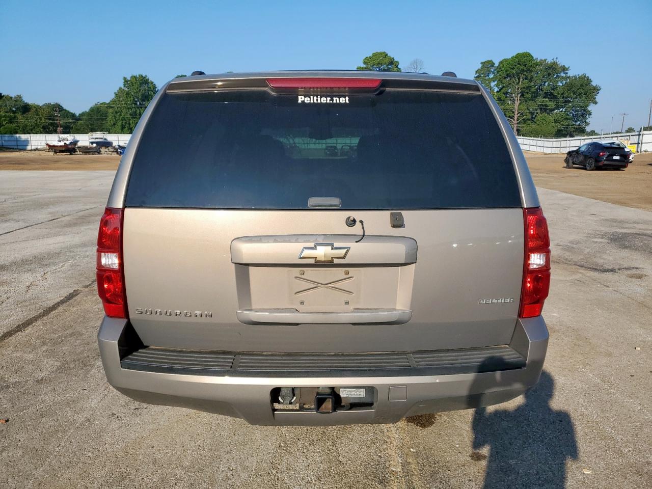 2007 Chevrolet Suburban C1500 VIN: 1GNFC16J07R219433 Lot: 81949055