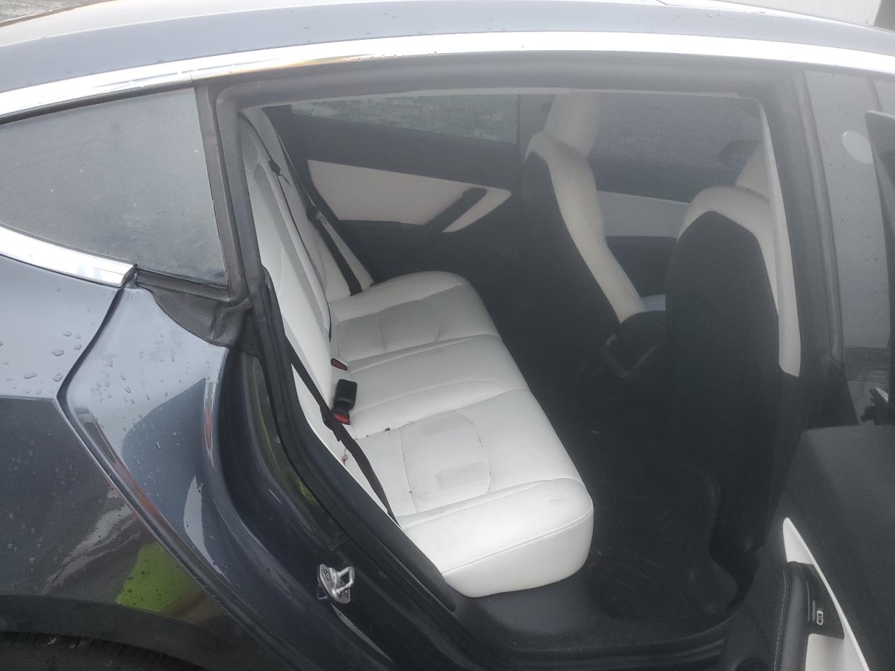 2020 Tesla Model 3 VIN: 5YJ3E1EBXLF621833 Lot: 90285115