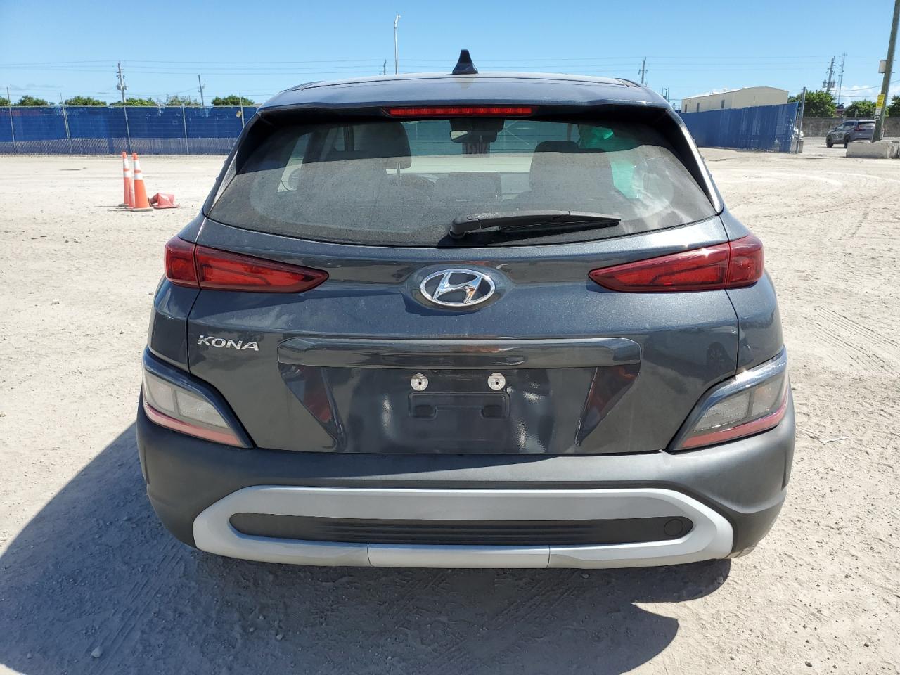 2022 Hyundai Kona Sel VIN: KM8K22AB6NU796120 Lot: 86477285