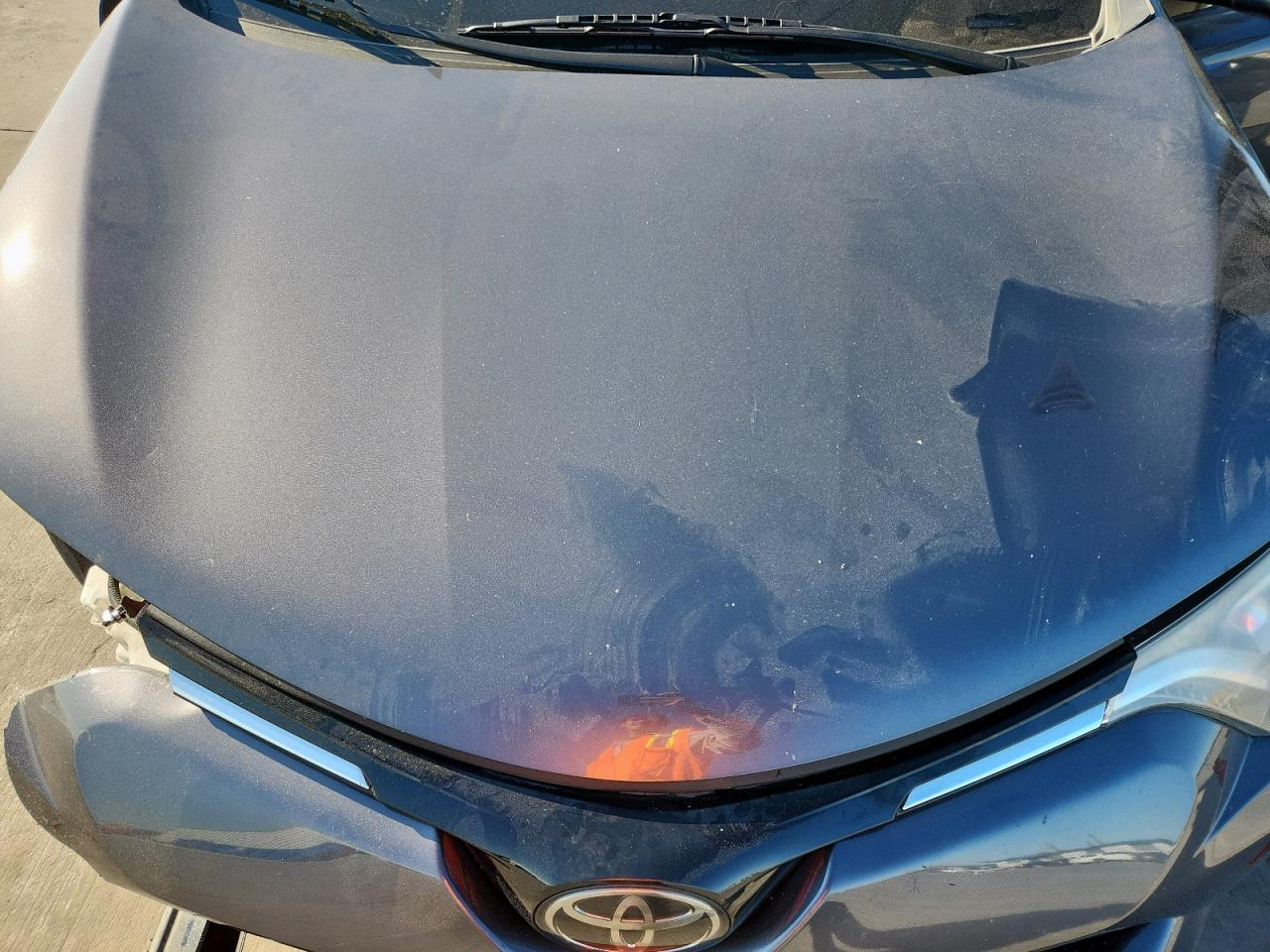 2018 Toyota Rav4 Le VIN: JTMZFREV8JJ178846 Lot: 82322805