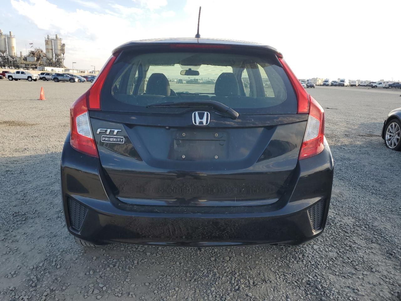 2017 Honda Fit Lx VIN: JHMGK5H52HS002093 Lot: 89444485