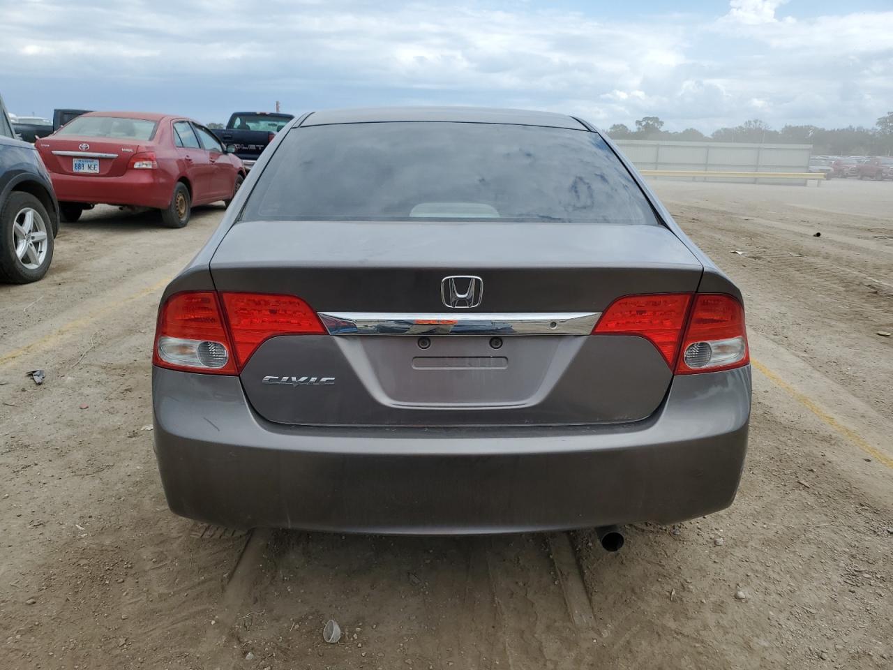 2009 Honda Civic Lx VIN: 1HGFA16599L007672 Lot: 81060295