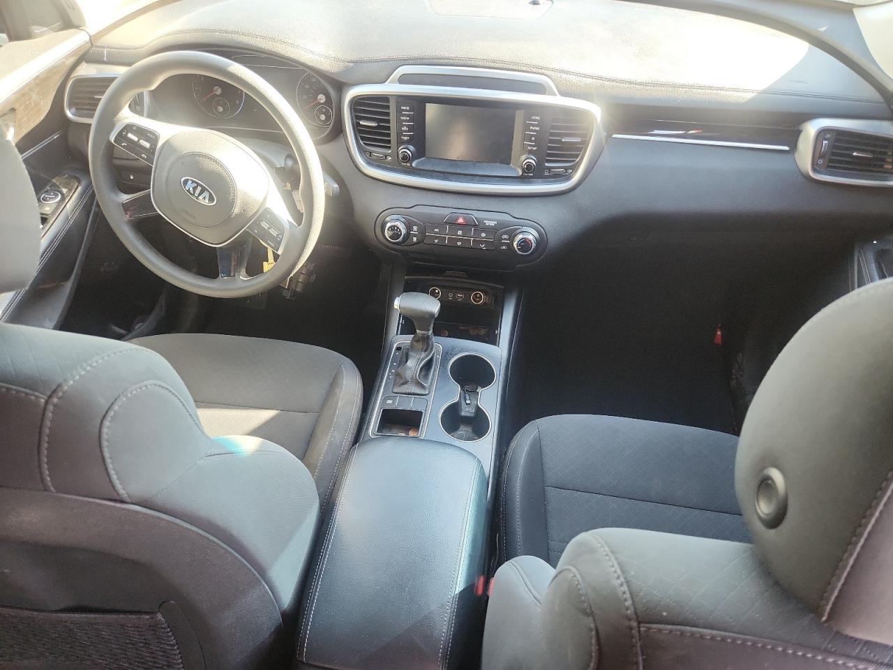 2020 Kia Sorento L VIN: 5XYPG4A30LG672679 Lot: 84982155