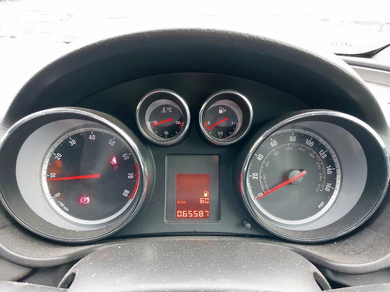 2010 VAUXHALL INSIGNIA 1.8I 16V EXCLUSIV 5DR