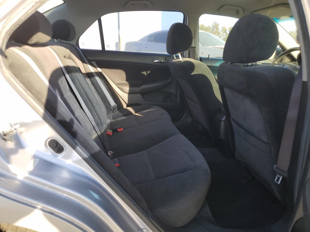 2005 Honda Accord Lx VIN: 1HGCM66325A001966 Lot: 85381035