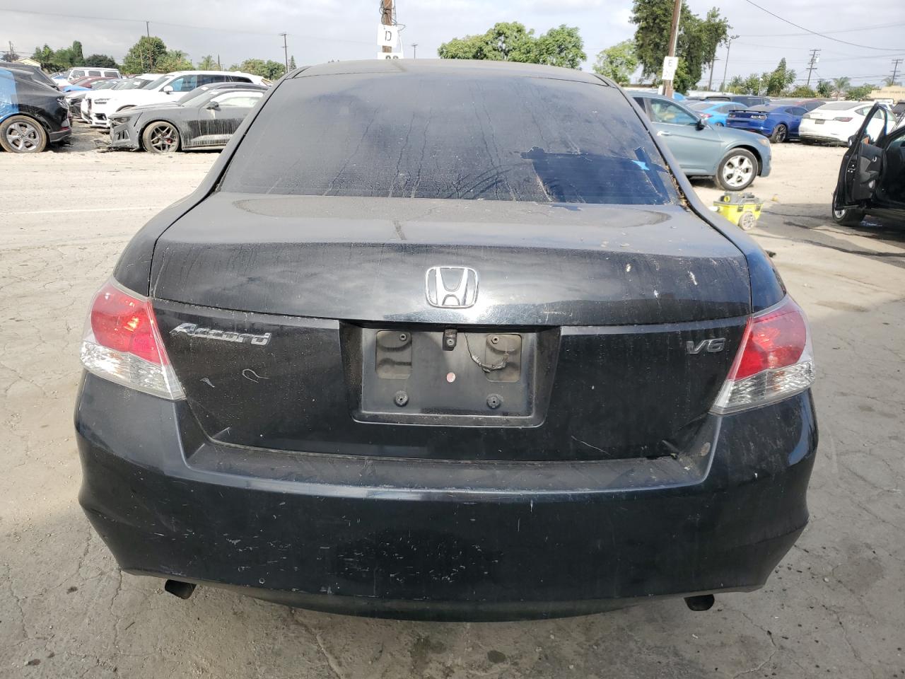 2008 Honda Accord VIN: 1HGCP36798A033939 Lot: 82007785
