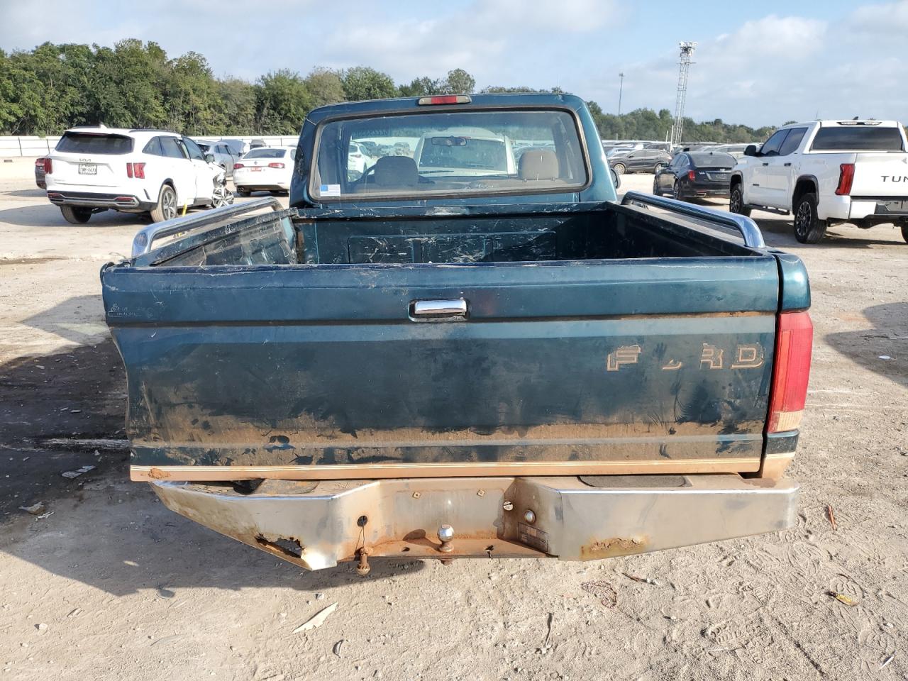 1994 Ford F150 VIN: 1FTEX15Y3RKB54886 Lot: 82229355