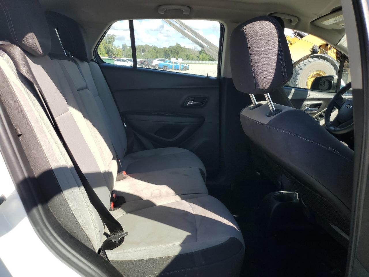 2015 Chevrolet Trax Ls VIN: 3GNCJKSB5FL240653 Lot: 82529445