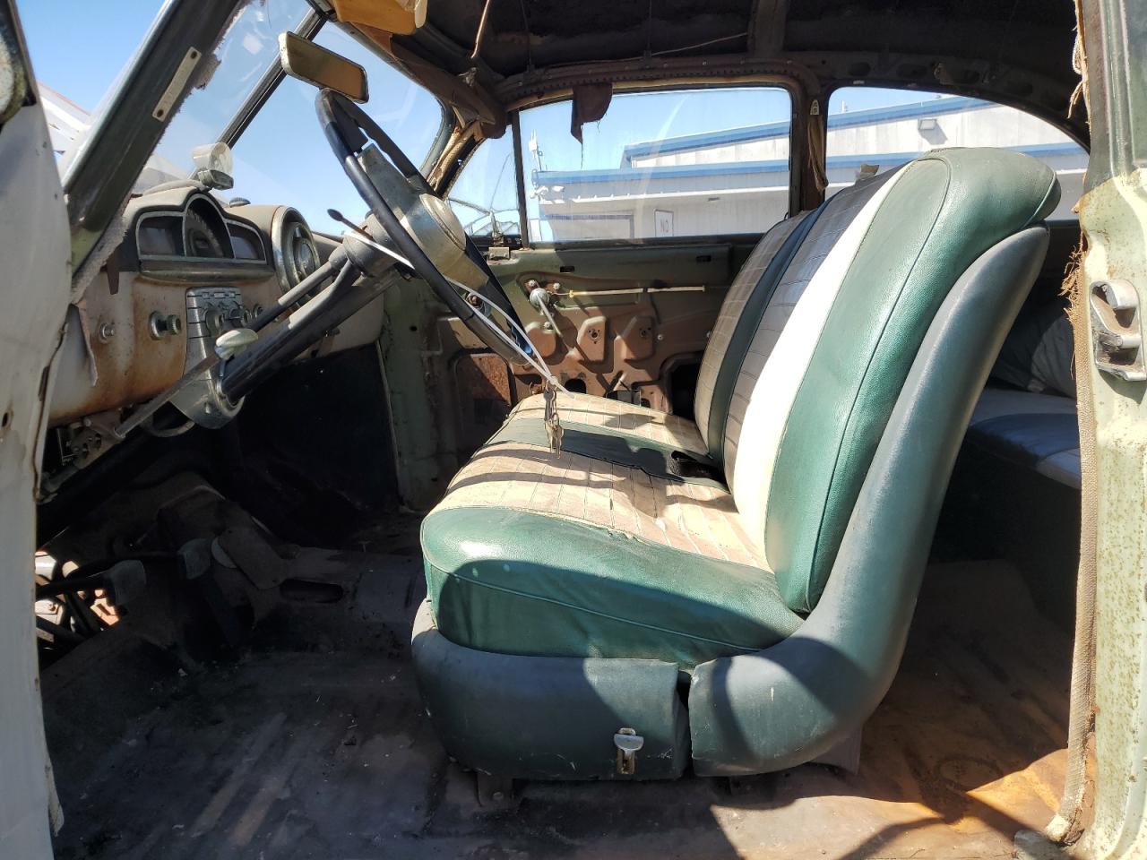 1951 Pontiac Uk VIN: T8US2011 Lot: 85134575