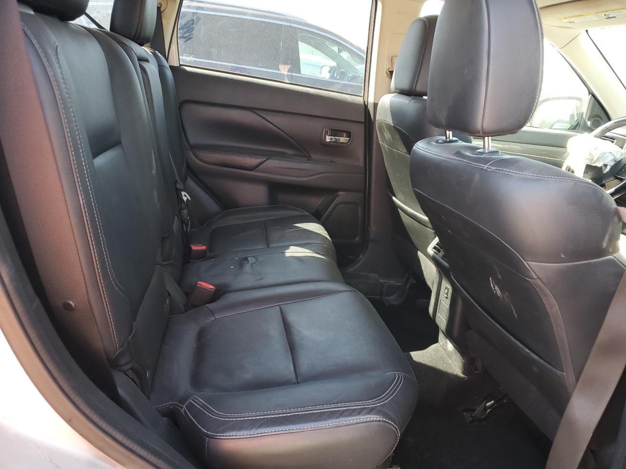 2019 Mitsubishi Outlander Se VIN: JA4AZ3A36KZ040354 Lot: 85950195