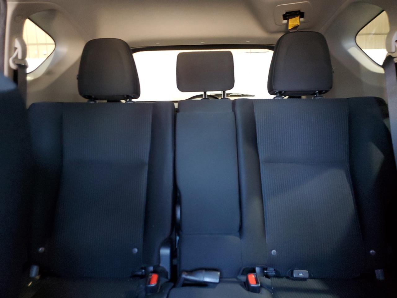 2017 Toyota Rav4 Le VIN: JTMBFREVXHD214563 Lot: 85346325