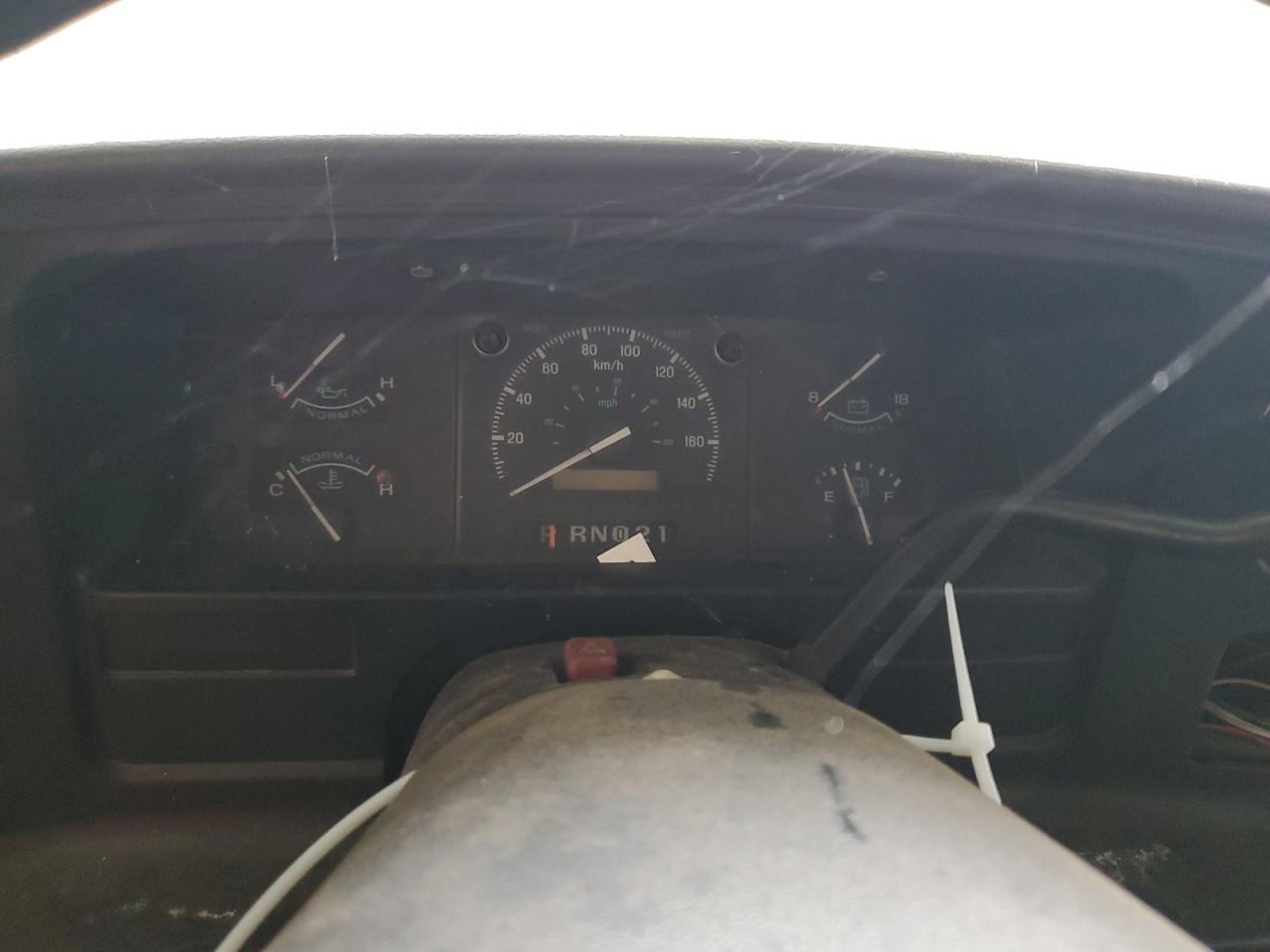 1996 Ford Econoline E350 Cutaway Van VIN: 1FDKE30G6THA95268 Lot: 87459245