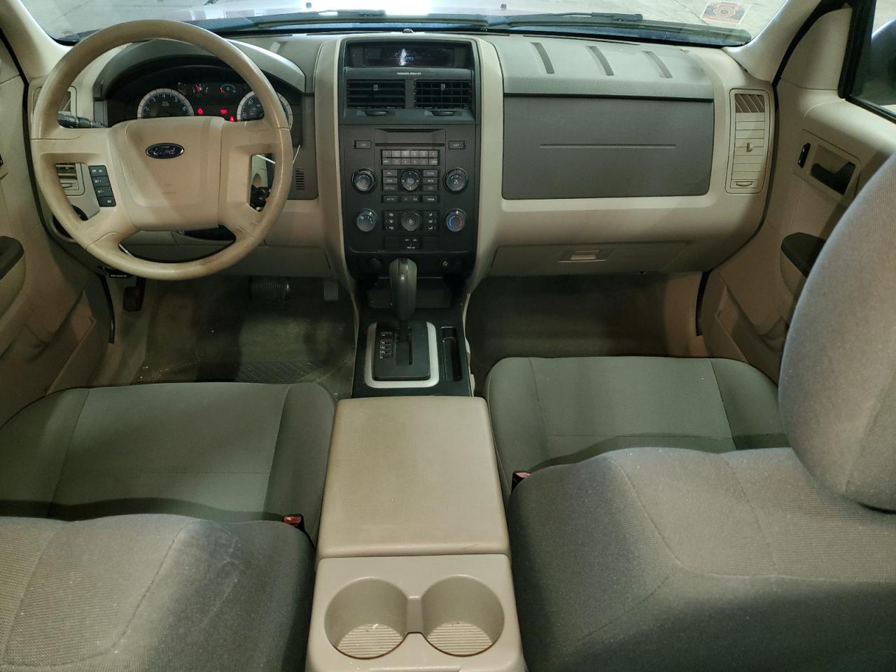 2010 Ford Escape Xls VIN: 1FMCU0C71AKA13304 Lot: 87457285