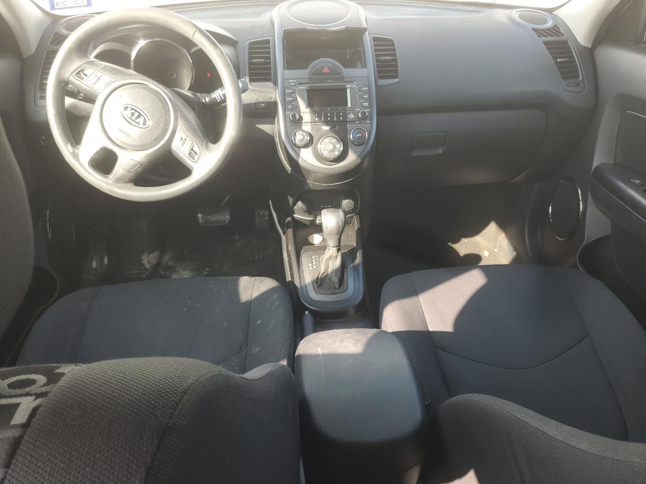 2011 Kia Soul + VIN: KNDJT2A25B7709038 Lot: 82665975