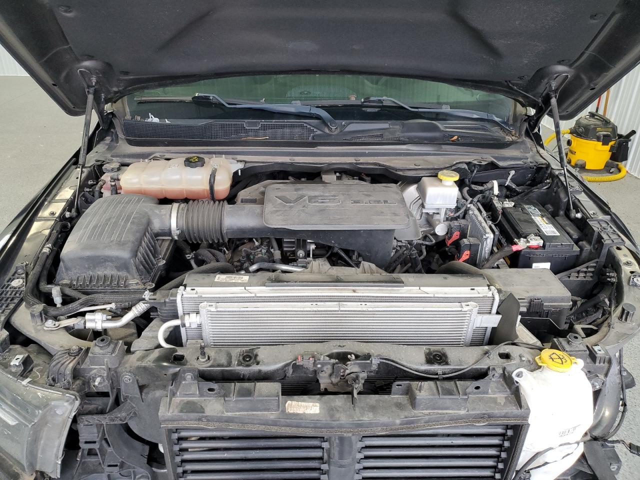 2020 Ram 1500 Big Horn/Lone Star VIN: 1C6RRFBGXLN332598 Lot: 82673935