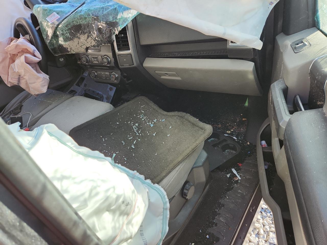 2016 Ford F150 Supercrew VIN: 1FTEW1C84GFB28843 Lot: 86125655