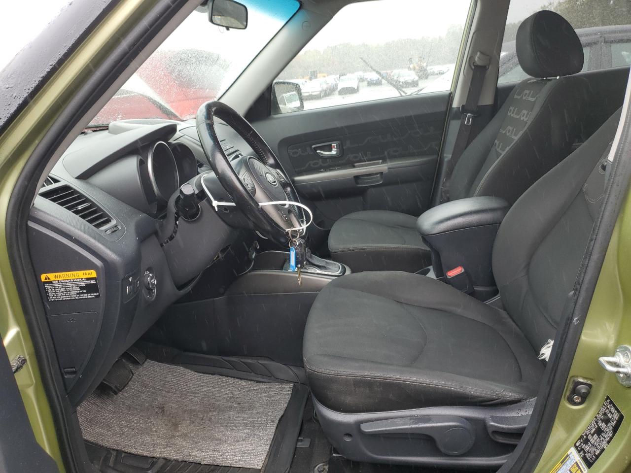 2013 Kia Soul + VIN: KNDJT2A68D7627827 Lot: 86236715