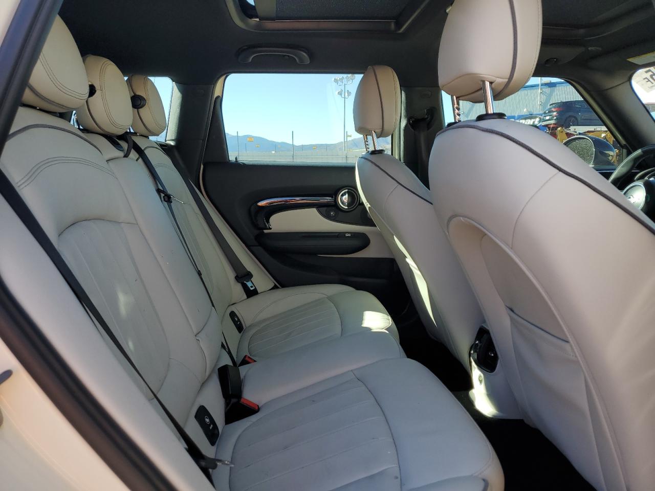 2017 Mini Cooper S Clubman All4 VIN: WMWLU5C34H2E83836 Lot: 86537815