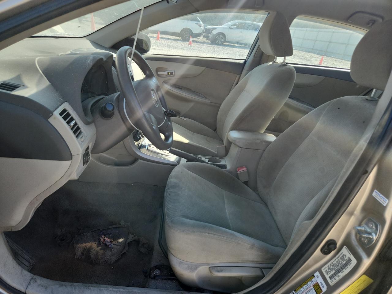 2010 Toyota Corolla Base VIN: 1NXBU4EE7AZ253394 Lot: 84956305