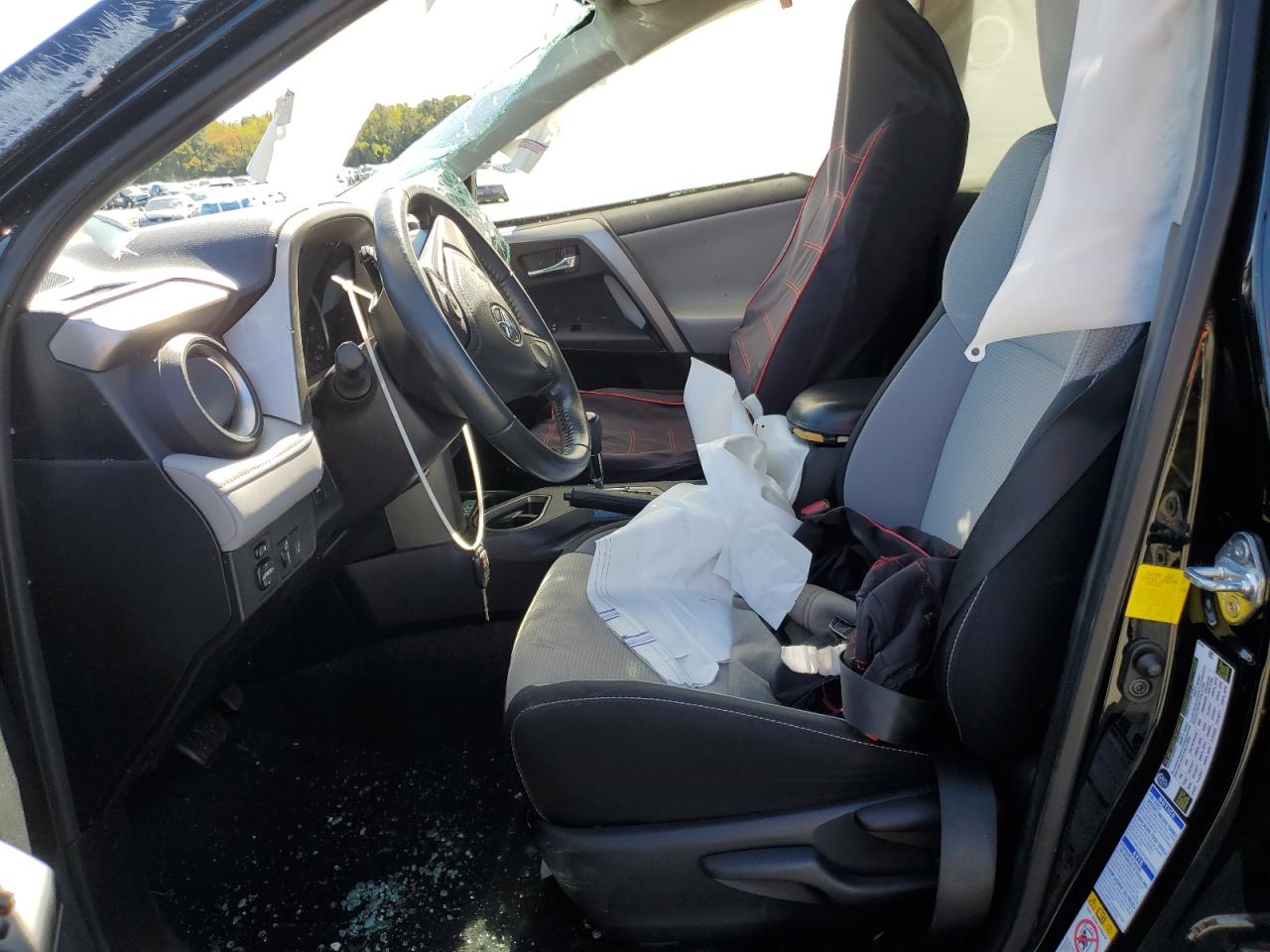 2017 Toyota Rav4 Xle VIN: 2T3RFREV2HW614263 Lot: 82304105