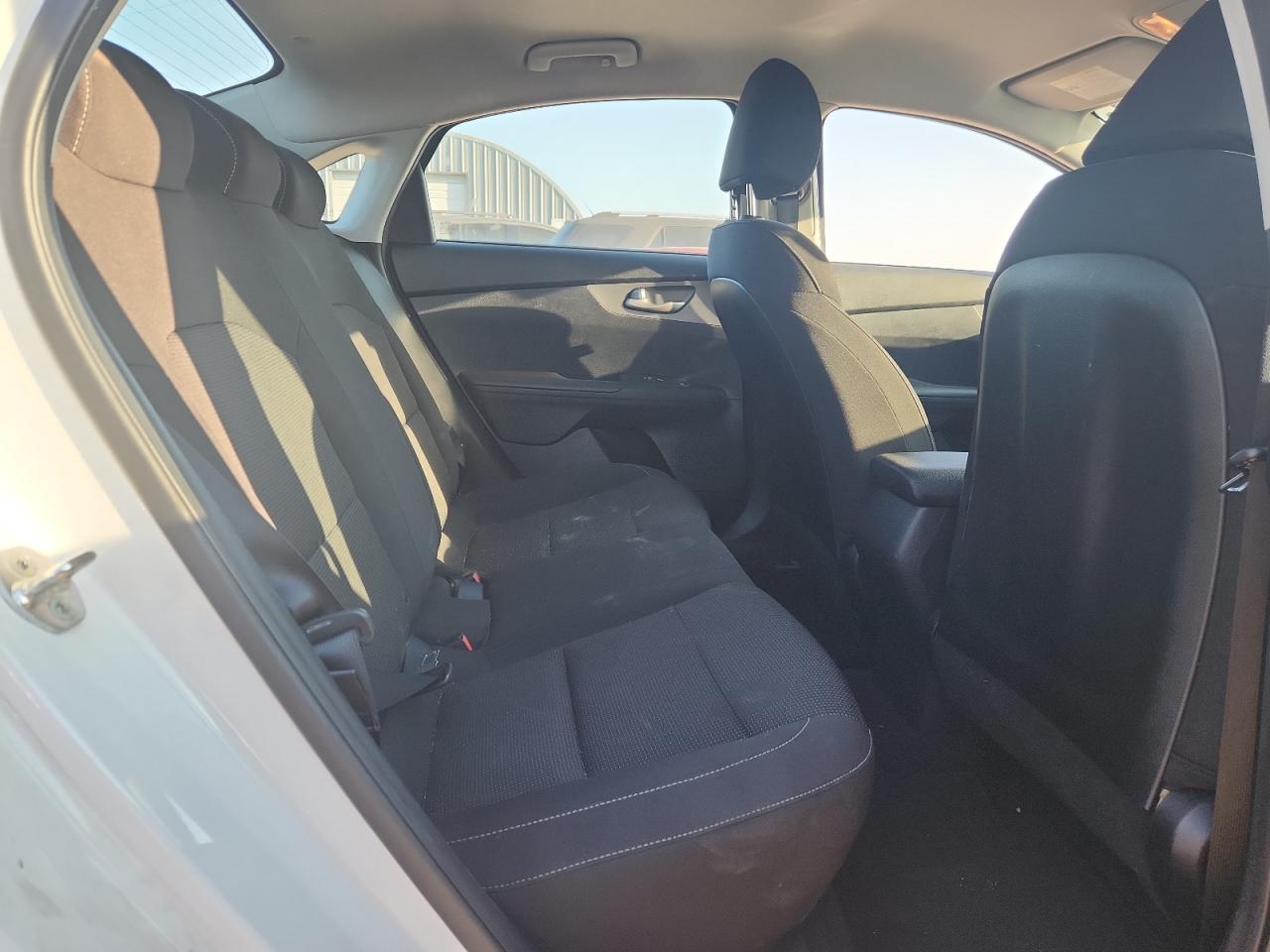 2019 Kia Forte Fe VIN: 3KPF24AD5KE125647 Lot: 83963945