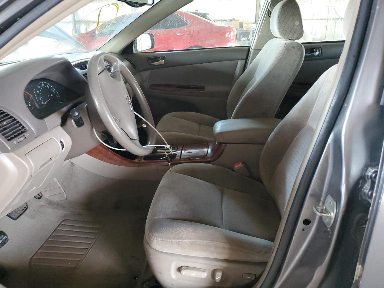 2004 Toyota Camry Le VIN: 4T1BE32K84U893071 Lot: 85852435