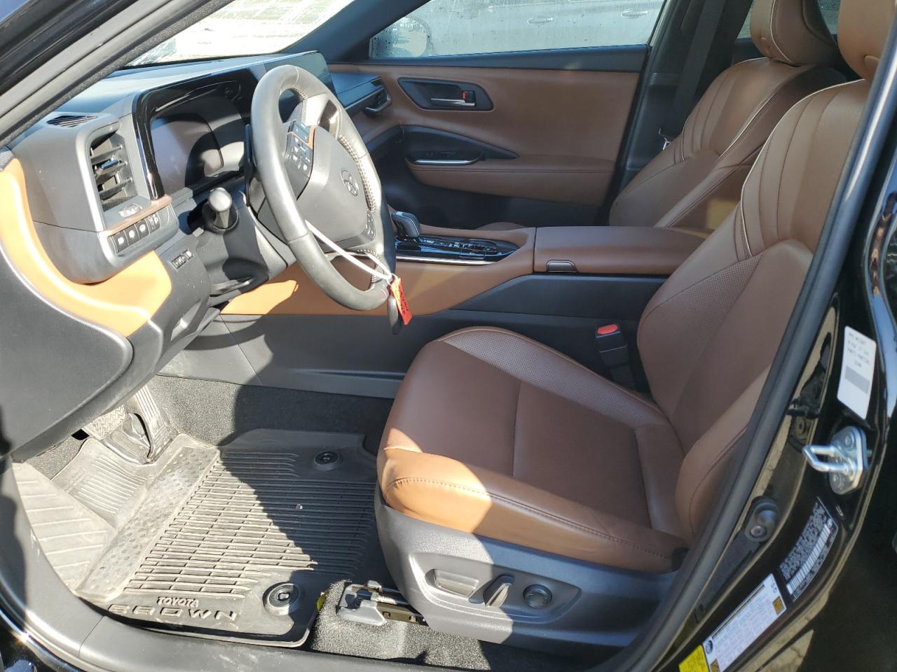 2025 Toyota Crown Signia Xle VIN: JTDACAAJ0S3008450 Lot: 82568575